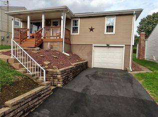411 Violet Dr, New Kensington, PA