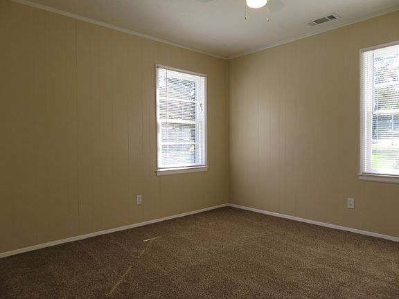 5th image of 3607 Debby Dr