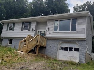 20 Eugene Rd, Hopatcong, NJ 07843