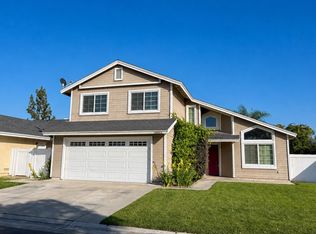 28561 Foxboro Ln, Highland, CA 92346