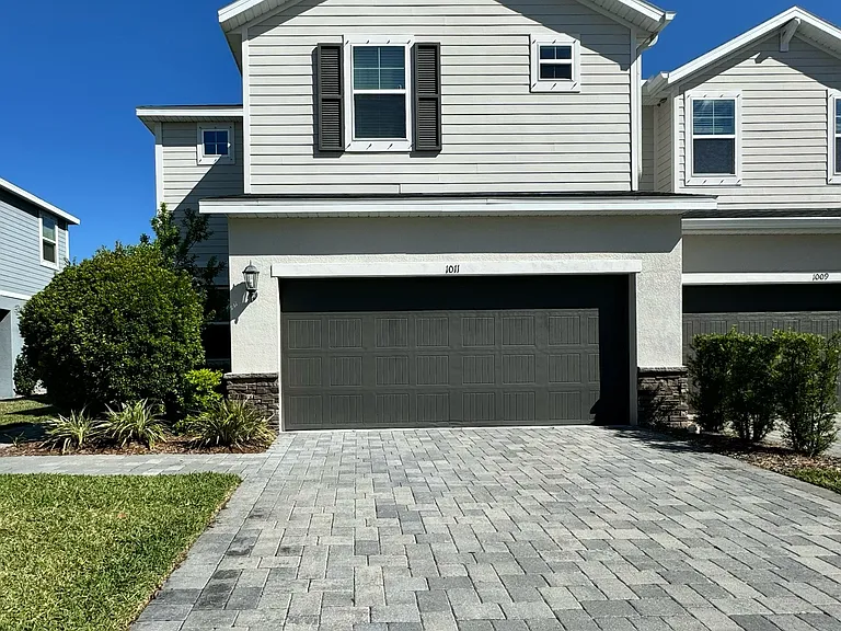 1011 Orchard Arbour Ct — Photo 1