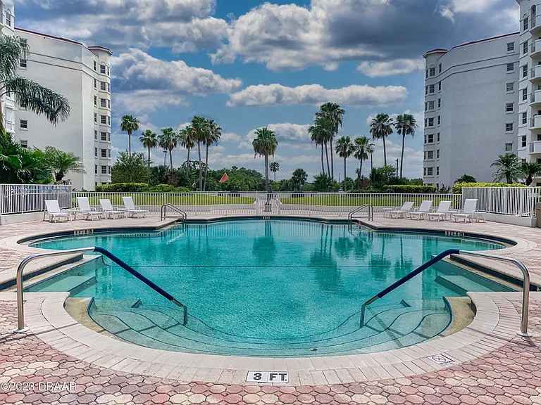 1 John Anderson Dr #Penthouse 7 — Photo 114