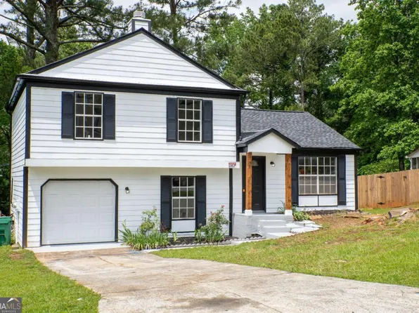 5072 Plantation View Trl, Stone Mountain, GA 30088