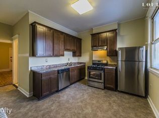 2339 W Grenshaw St, Chicago, IL 60612