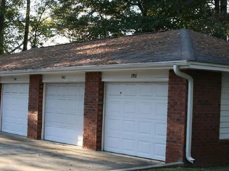 1070 Jessamine Trl — Photo 6
