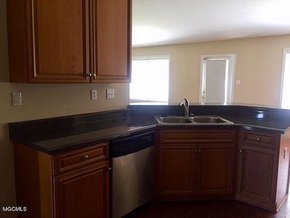 4th image of 10330 Black Gum Ln