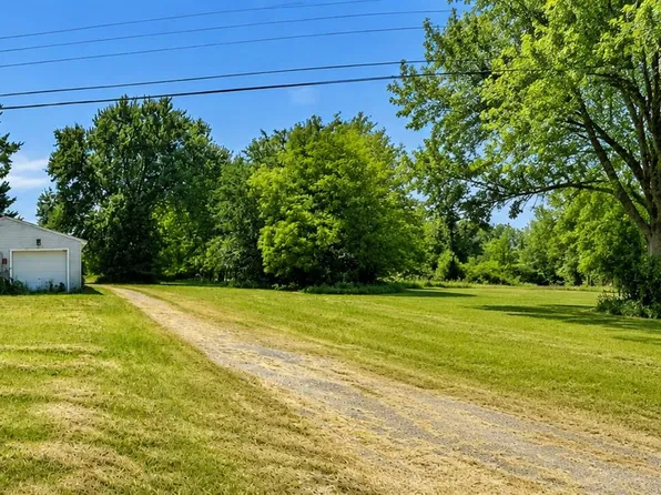 5454 Hopkins Rd, Flint, MI 48506