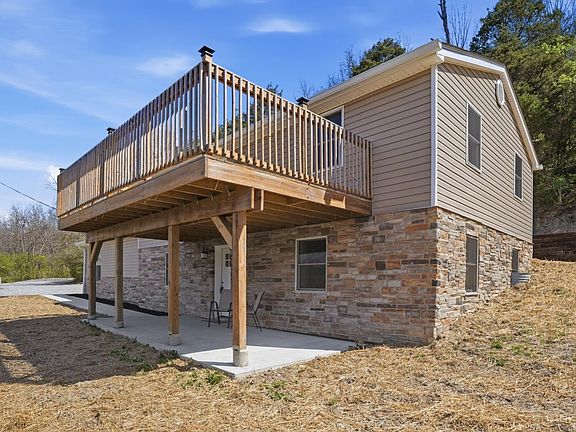 5th image of 6453 Strout Rd