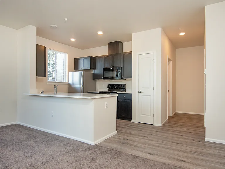 Studio 687 Sq Ft Studio 687 Sq Ft