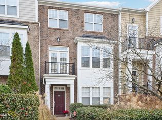 9238 Wooden Rd, Raleigh, NC 27617