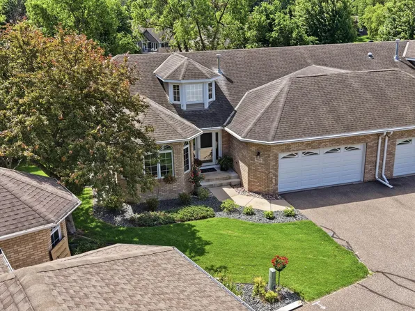4166 Thornhill Ln, Vadnais Heights, MN 55127