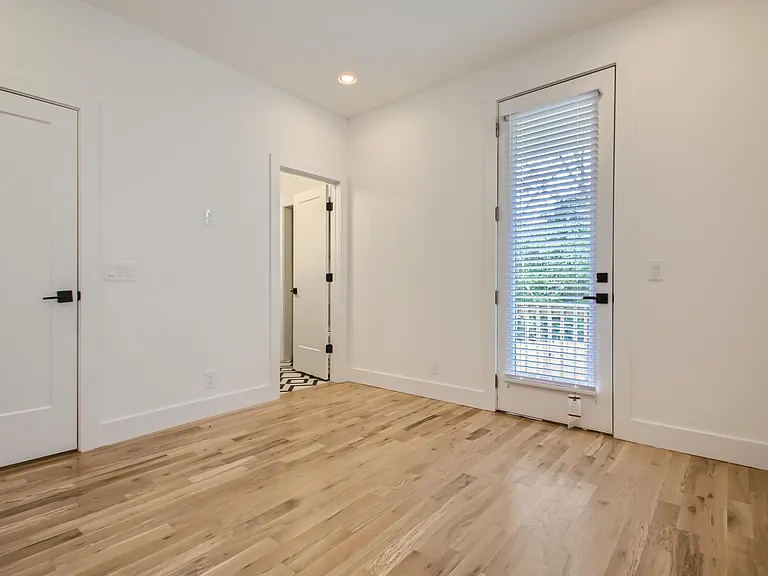 408 Serenity Ln — Photo 15