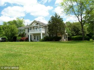 1186 Mountain View Dr, Rileyville, VA 22650