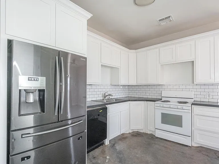 118 E County Road 120 — Photo 32