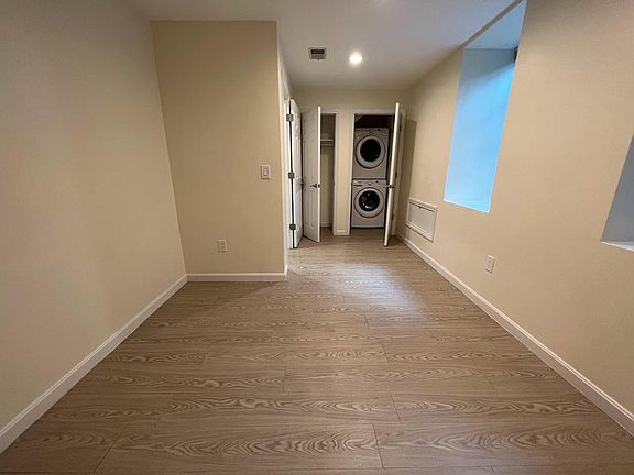 BEDRM01/WASHER-DRYER/CLOSET