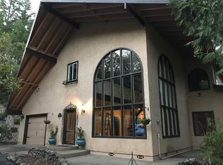 2906 Winona Rd, Grants Pass, OR 97526