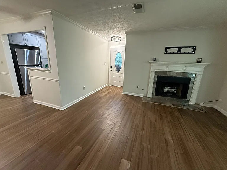 1802 Augusta Dr #1802 — Photo 6