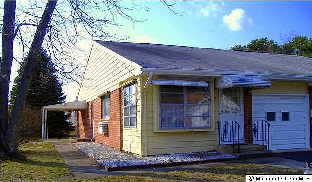 1st image of 70 Yorktowne Parkway #A