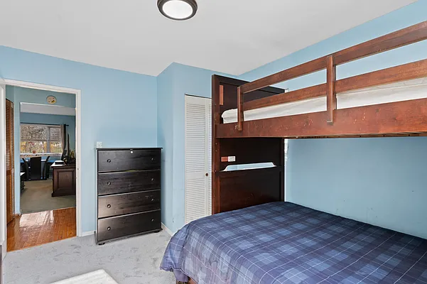 Sold by Remax Edge | media 11