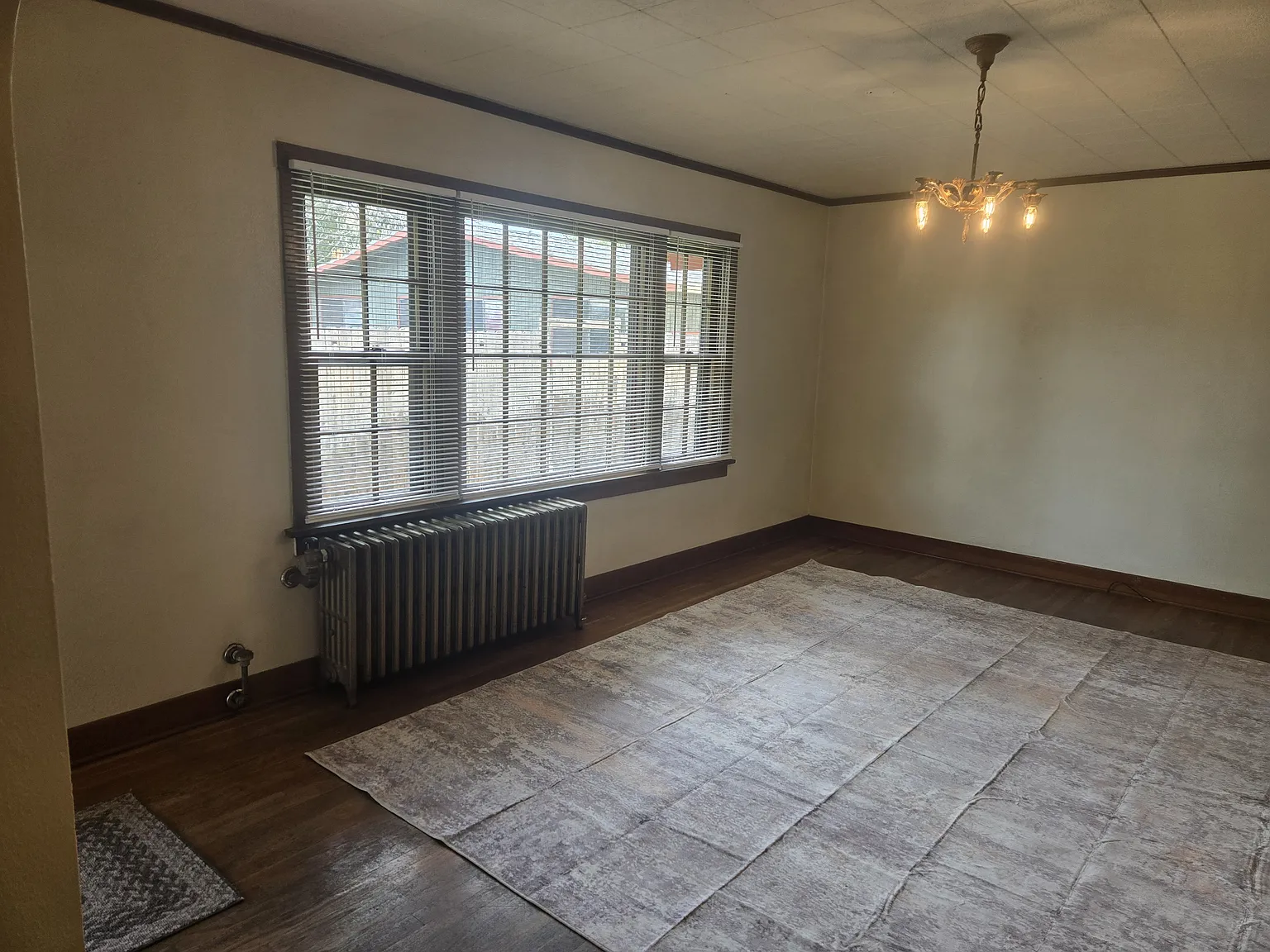 N 11th St, Klamath Falls — Photo 2