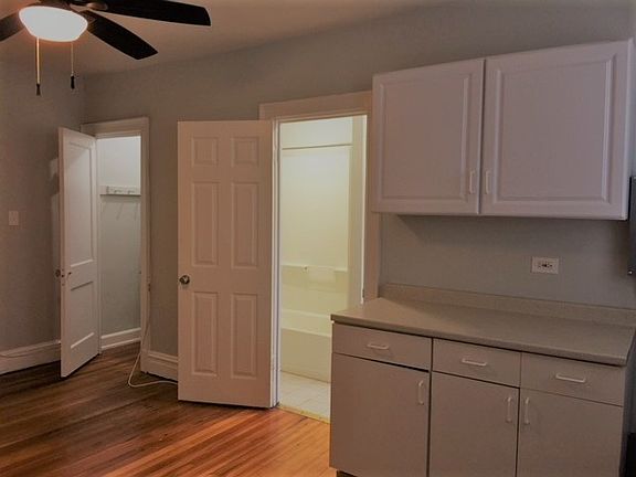 5th image of 1809 20th St NW APT 56