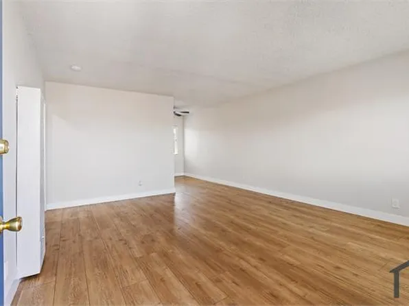 1408 W 80th St APT 3, Los Angeles, CA 90047