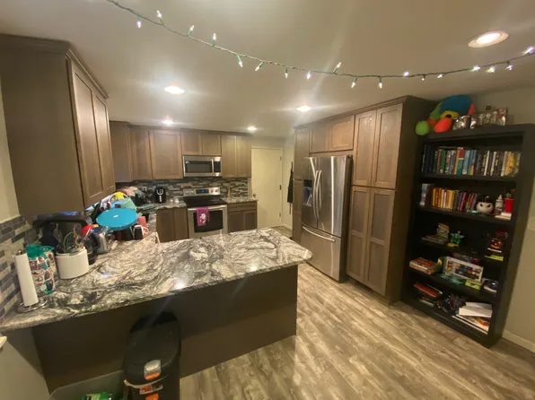 3710 N 18th St, Tacoma, WA 98406