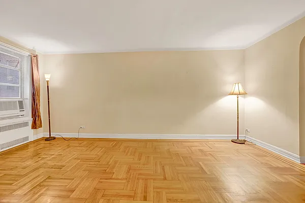 Sold by Remax Edge | media 15