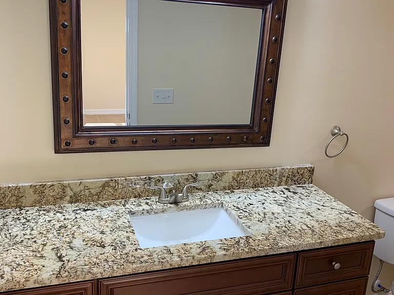 3827 SW 8th Ct — Photo 10