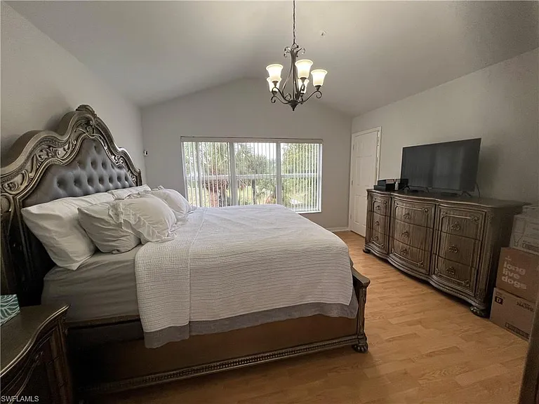 884 Hampton Cir #159 — Photo 11