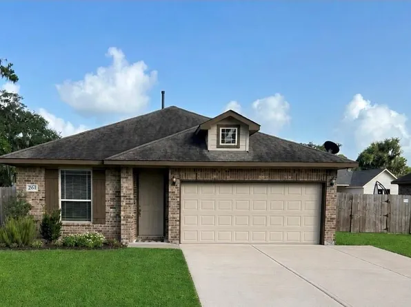 261 Inwood Dr, West Columbia, TX 77486