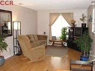 1st image of 1811 Redwood Dr
