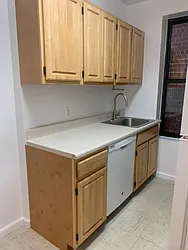 Rented by M.Grossman R.E. Management