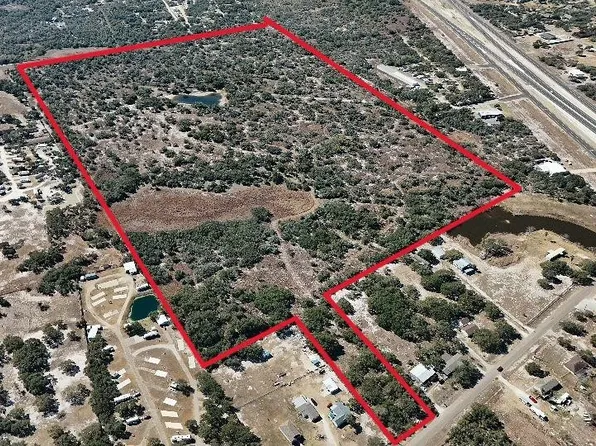 1521 W Corpus Christi St, Rockport, TX 78382