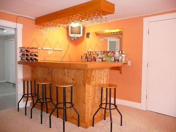 Built-in bar