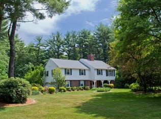 18 Chatham Way, Lynnfield, MA 01940