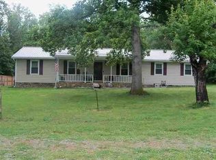 663 Lebanon Rd NE, Cleveland, TN 37323