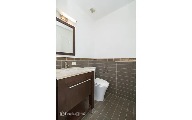 Rented by Douglas Elliman | media 18