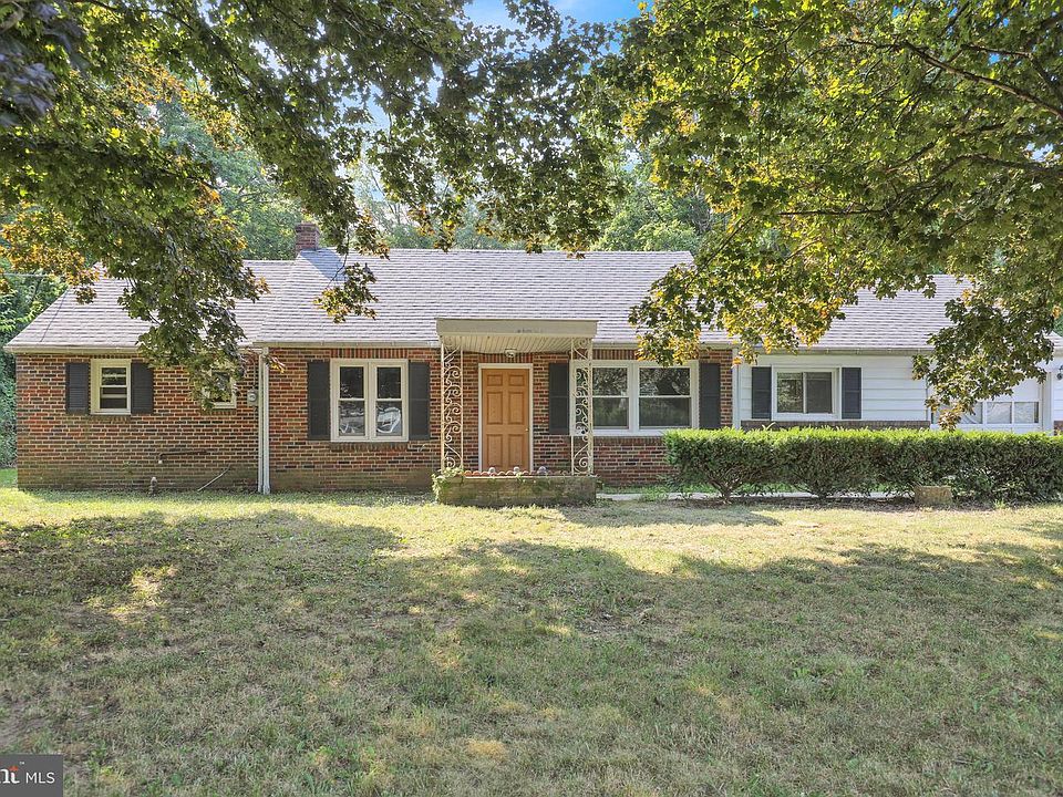 1st image of 3215 Pricetown Rd