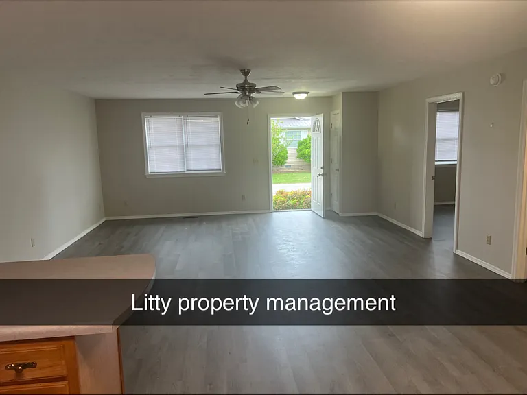1510 Fair Park Cir — Photo 3
