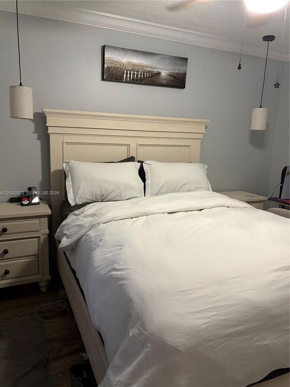 109 Gardens Dr APT 104, photo 2