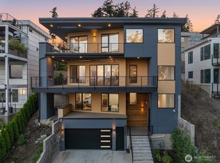 11909 90th Avenue NE, Kirkland, WA