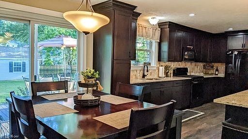 3rd image of 8766 Arrowood Dr