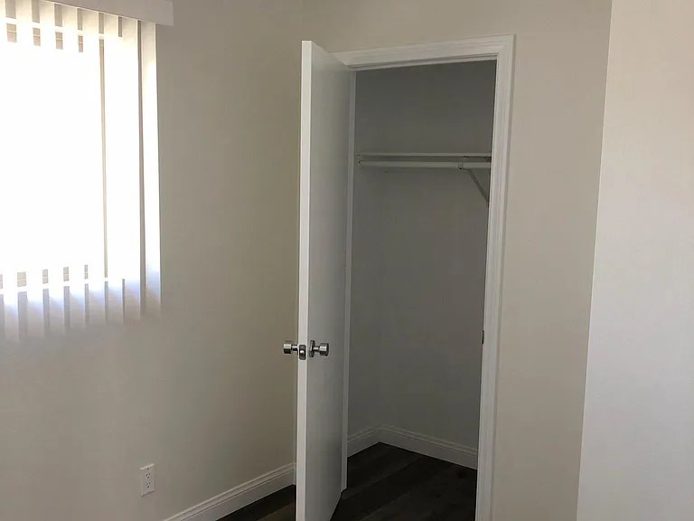 15 N San Mateo St #C — Photo 16