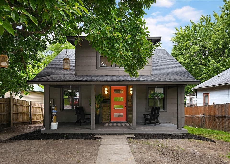 1st image of 402 E Fair St