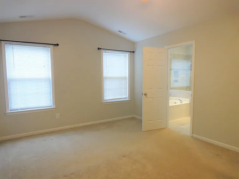 118 Brierridge Dr — Photo 17