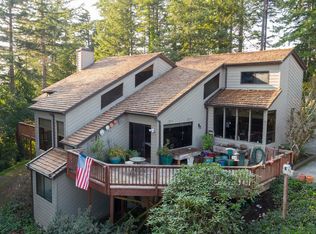 601 Telegraph Dr, Coos Bay, OR 97420