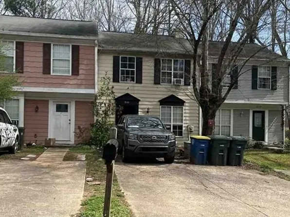 3560 Kennesaw Station Dr NW, Kennesaw, GA 30144