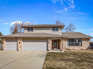 8124 Bayhill Ct, Orland Park, IL