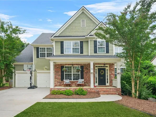 1037 Panoramic Pte, Buford, GA 30518